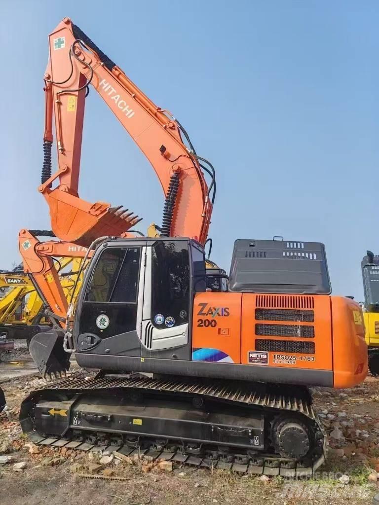 Hitachi 200-3 Pelle sur chenilles
