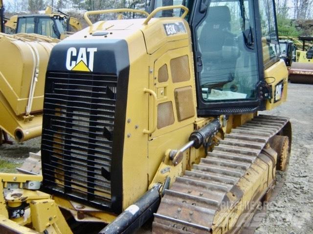 CAT D 3 K 2 XL Bouteurs sur chenilles