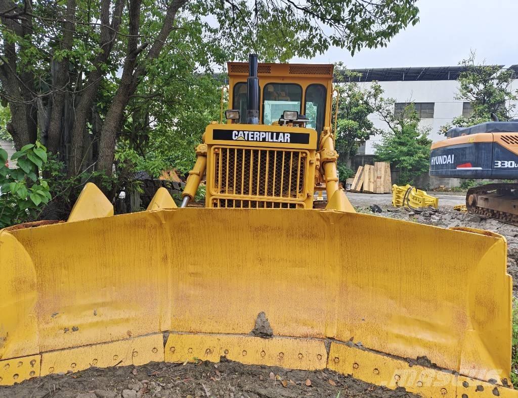 CAT D 7 G Bouteurs sur chenilles