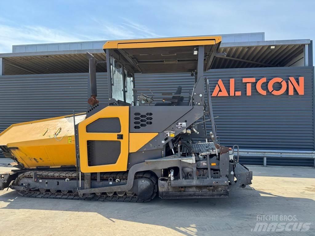 Volvo P 6820C Finisseur
