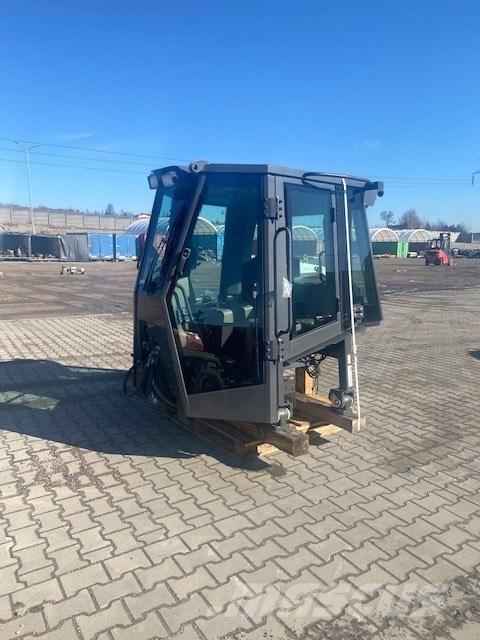 CASE D 1650 NEW CAB Cabine