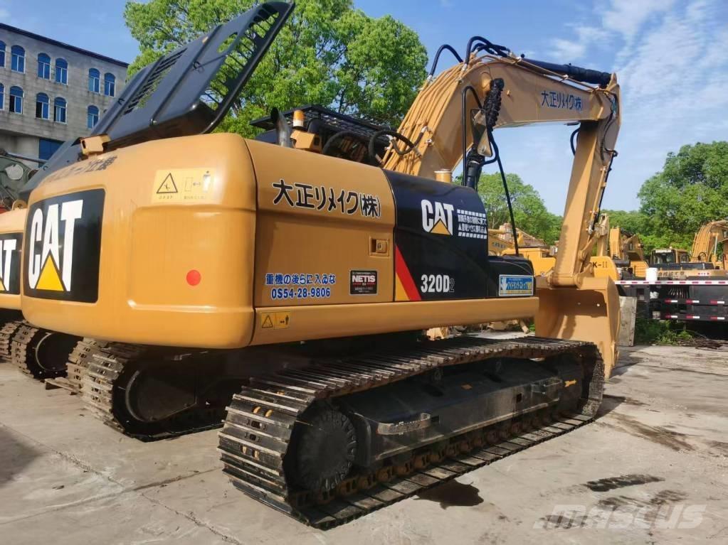 CAT 320d2 Pelle sur chenilles