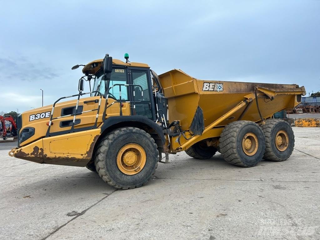 Bell B30E ( Tail Door ) Tombereau articulé