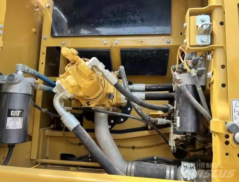 CAT 336 D Pelle sur chenilles