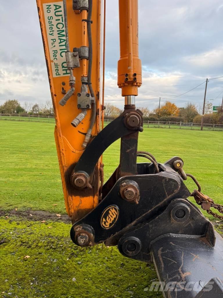 Hyundai R140LC-9A Pelle sur chenilles