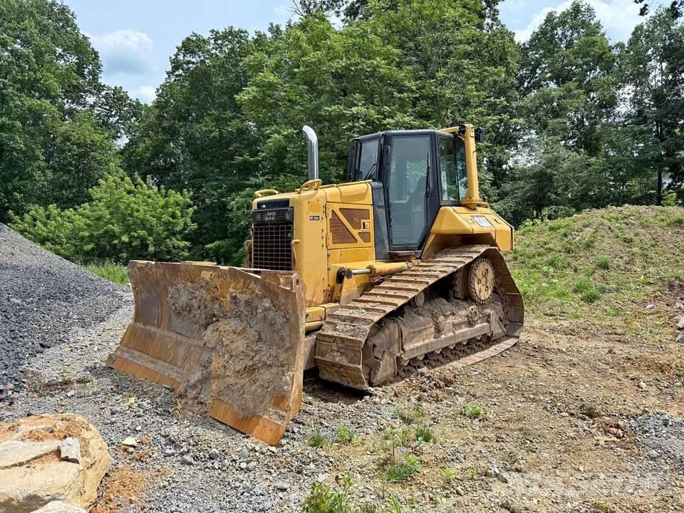 CAT D 6 N XL Bouteurs sur chenilles