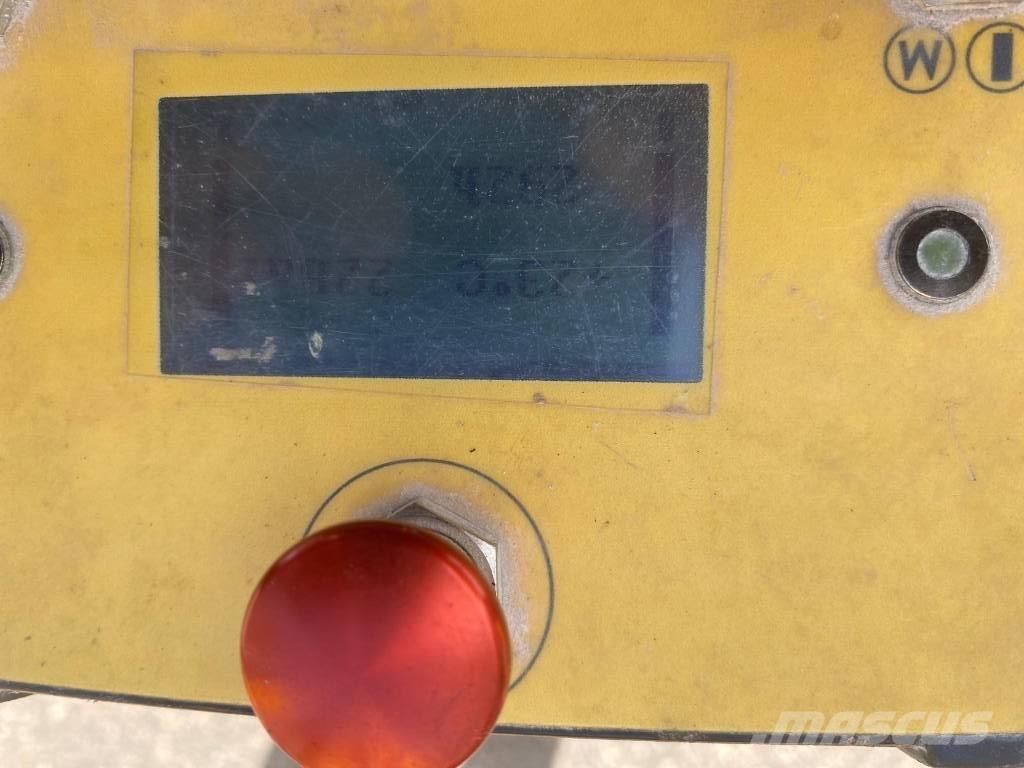 Brokk 170 Pelle de démolition