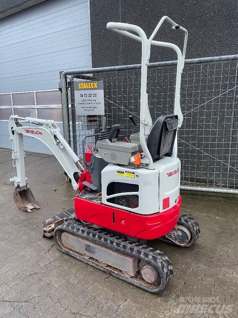 Takeuchi TB210R Mini pelle < 7t
