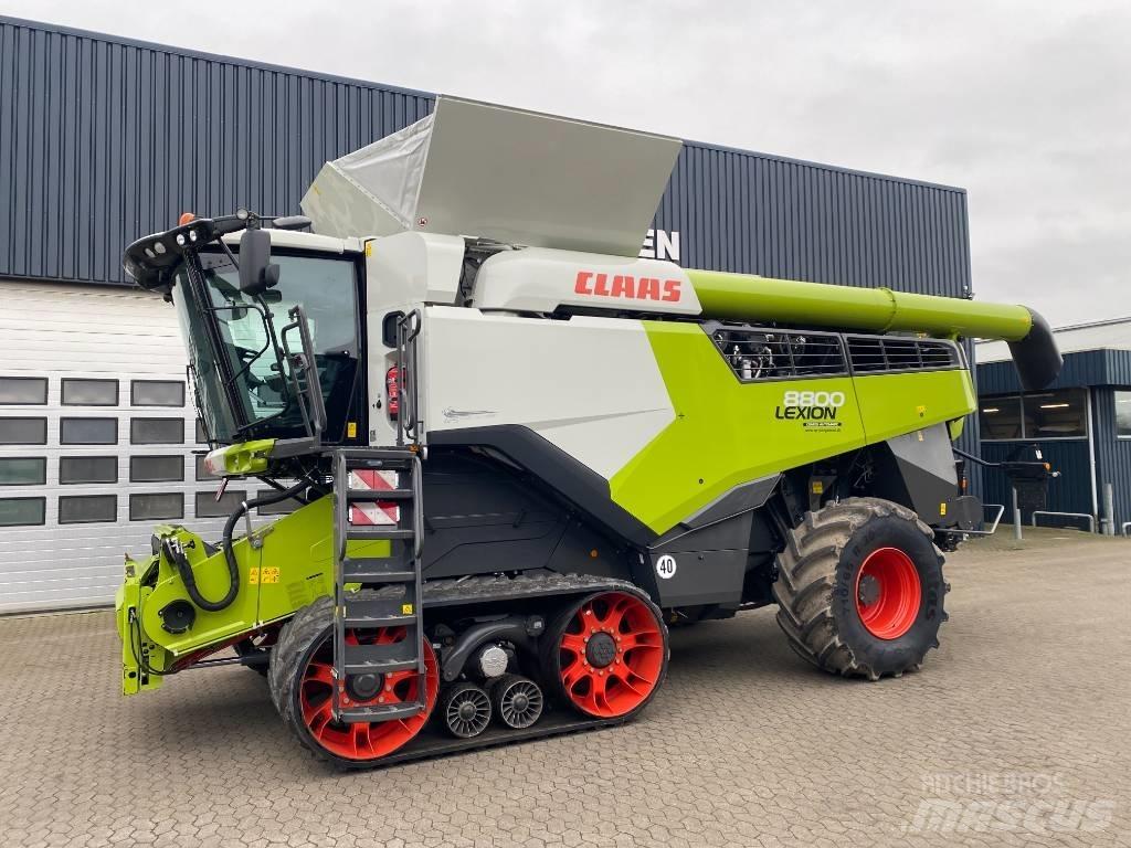 CLAAS Lexion 8800 TT Moissonneuse batteuse