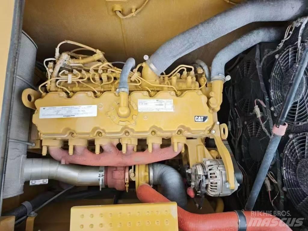 CAT 330GC Pelle sur chenilles