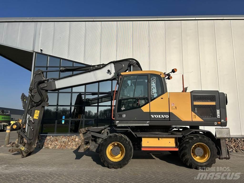 Volvo EW180E Pelle sur pneus