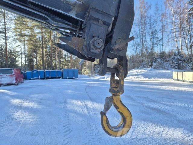 Scania R420 Camion plateau ridelle avec grue