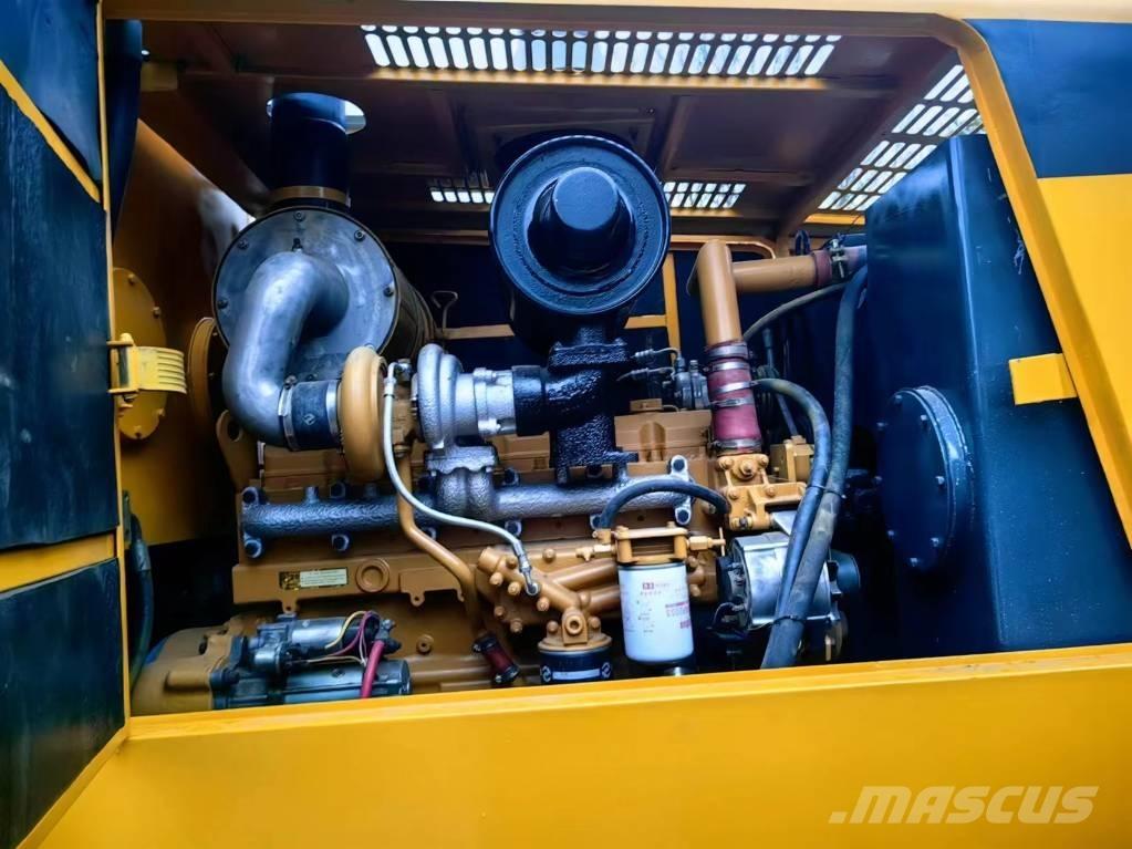 XCMG GR2153 Niveleuse