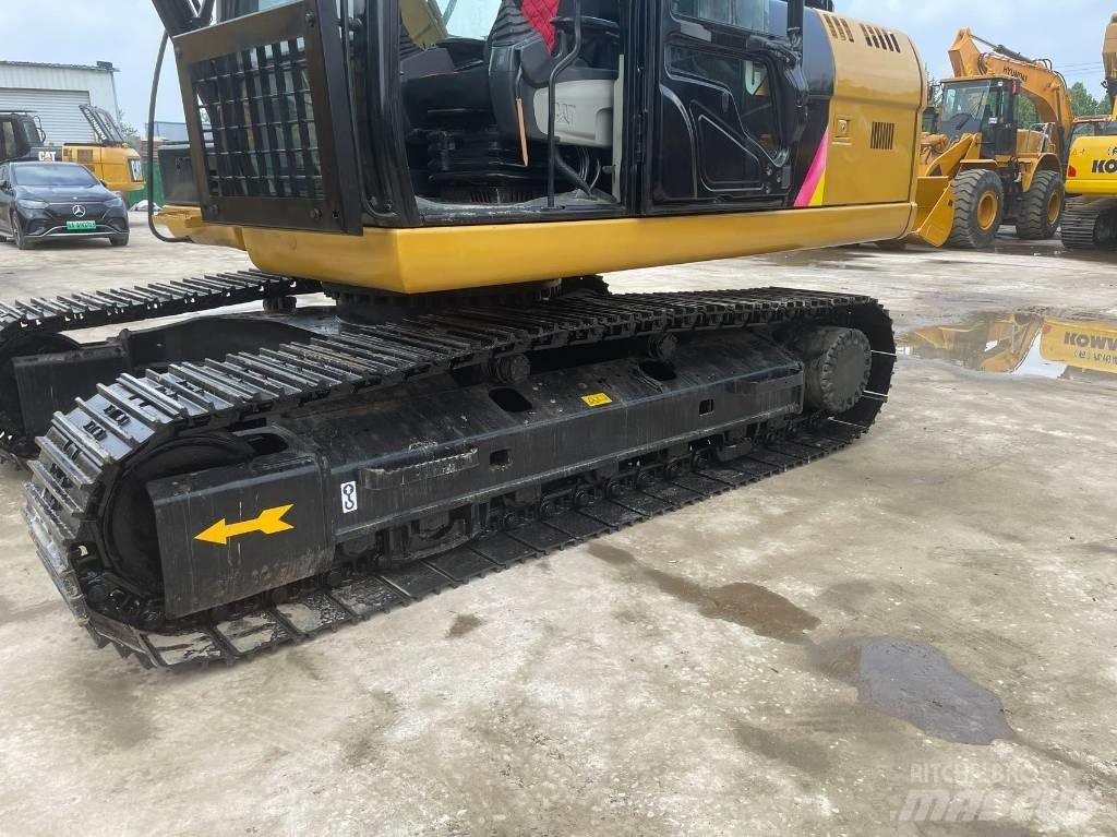 CAT 320D Pelle sur chenilles