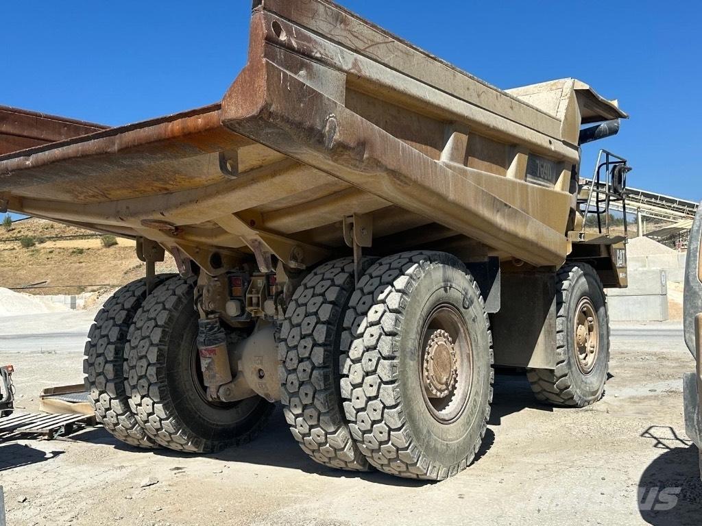 CAT 769D Tombereau rigide