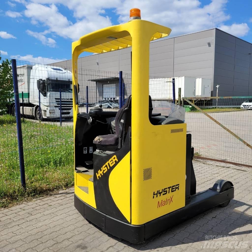 Hyster R 2.0 Chariot à mât rétractable