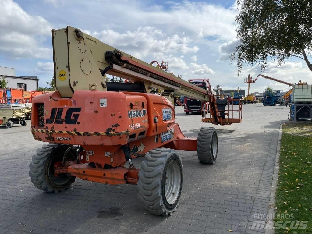 JLG M 600 JP Nacelles articulées