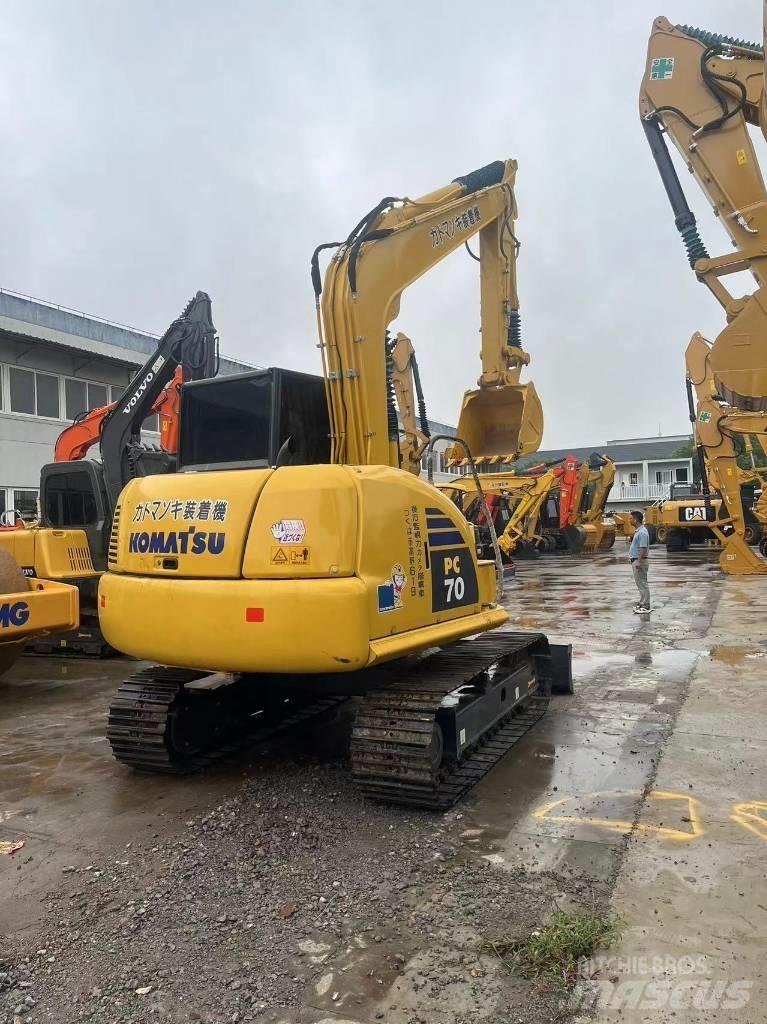 Komatsu PC 70 Mini pelle < 7t