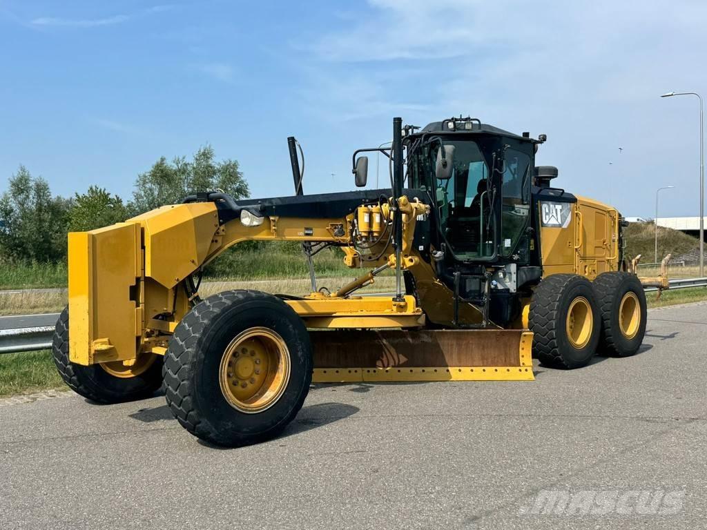 CAT 140M3 Niveleuse