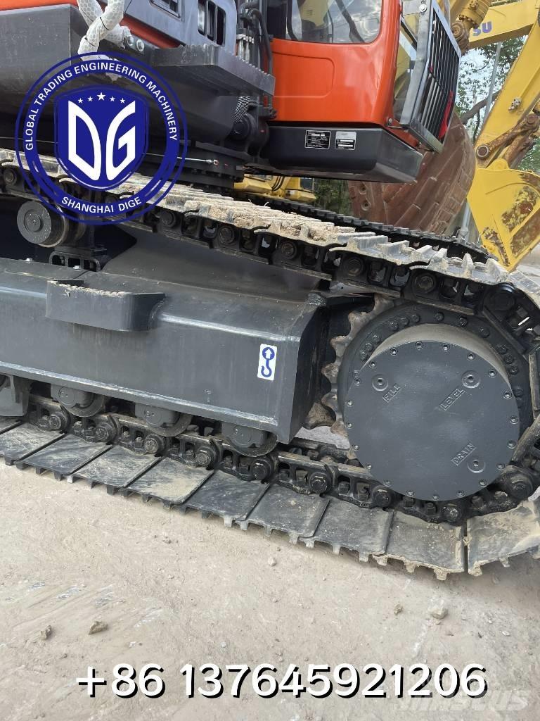 Doosan DX 225 LCA Pelle sur chenilles