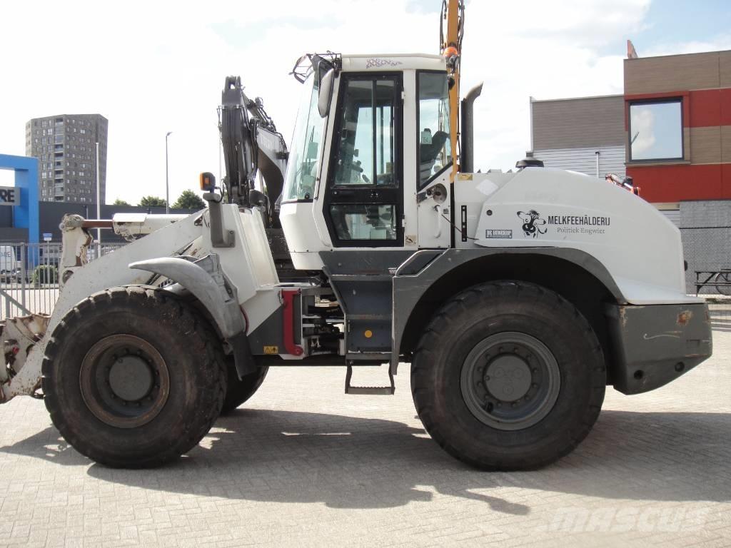 Liebherr L 538 Chargeuse sur pneus