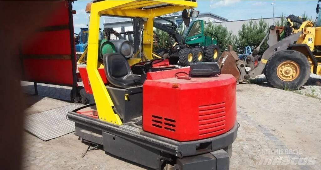 Tennant 528 Balayeuse / Autolaveuse