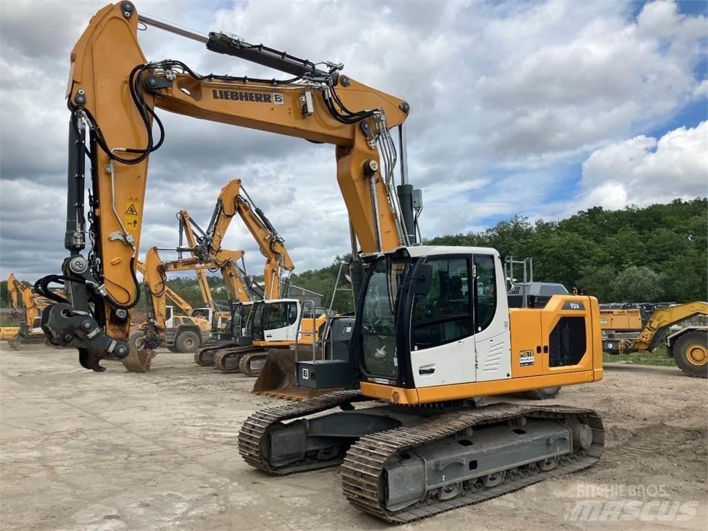 Liebherr R924 Pelle sur chenilles