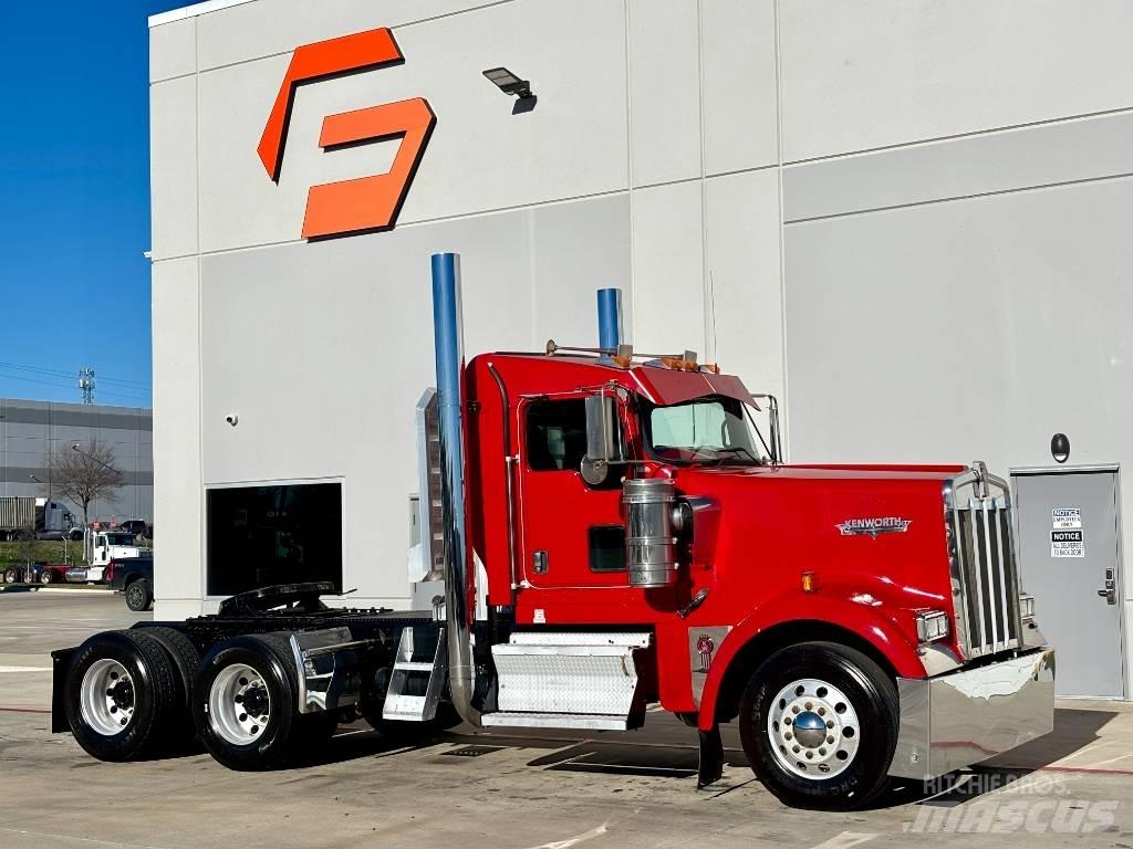 Kenworth W 900 Tracteur routier