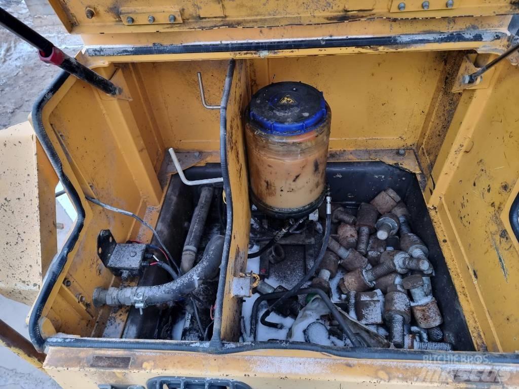 Volvo EC 700 B LC Pelle sur chenilles