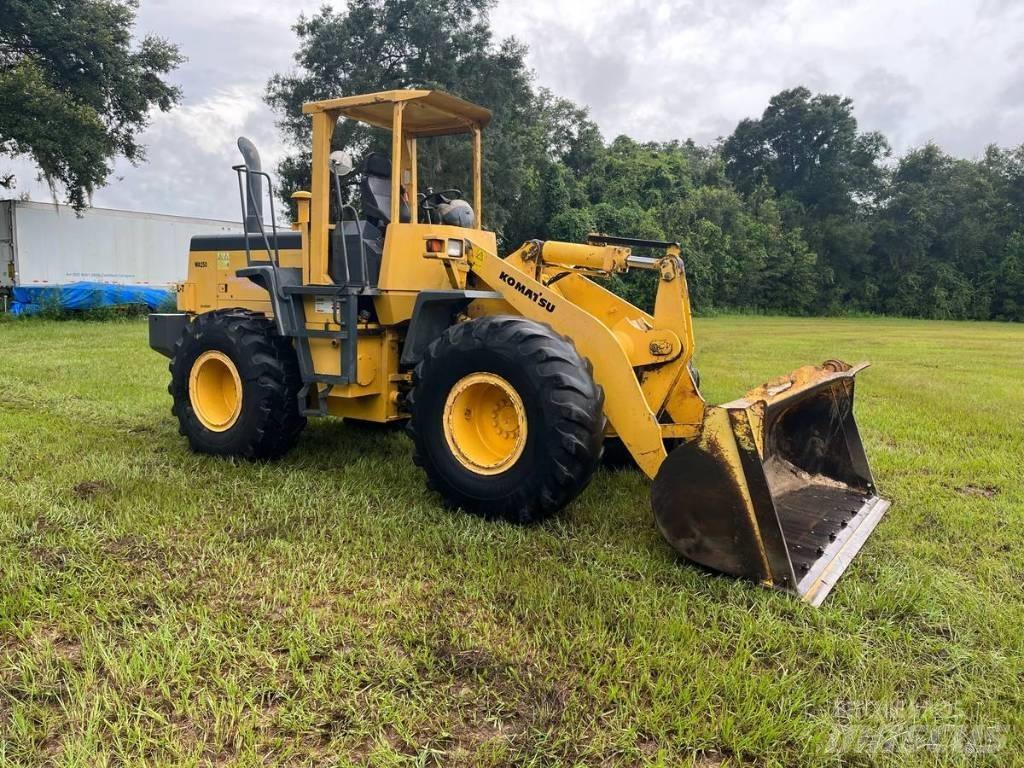 Komatsu WA 250-3L Chargeuse sur pneus