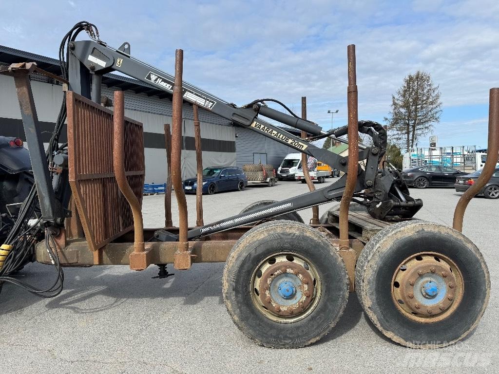 Hakki 25+ kärry Grue, Chargeur