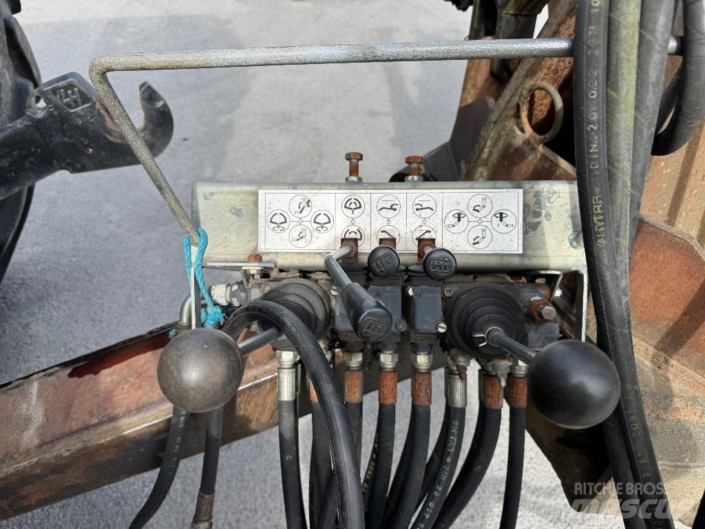 Hakki 25+ kärry Grue, Chargeur