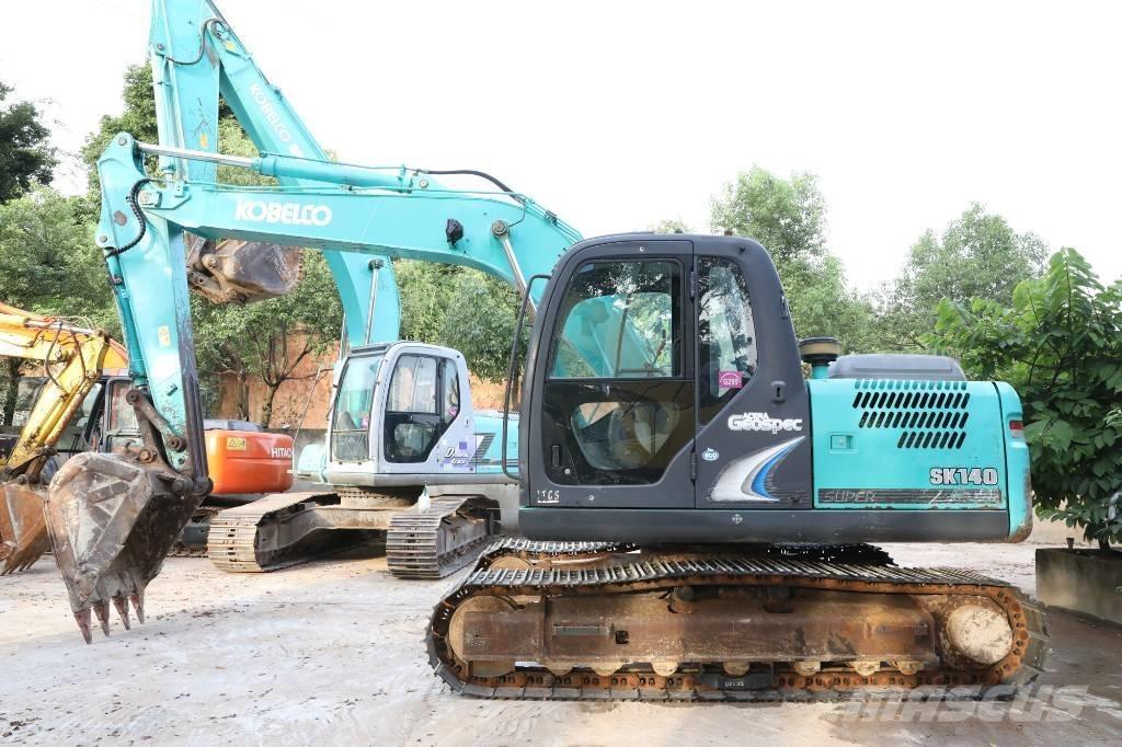 Kobelco SK 140 LC Pelle sur chenilles