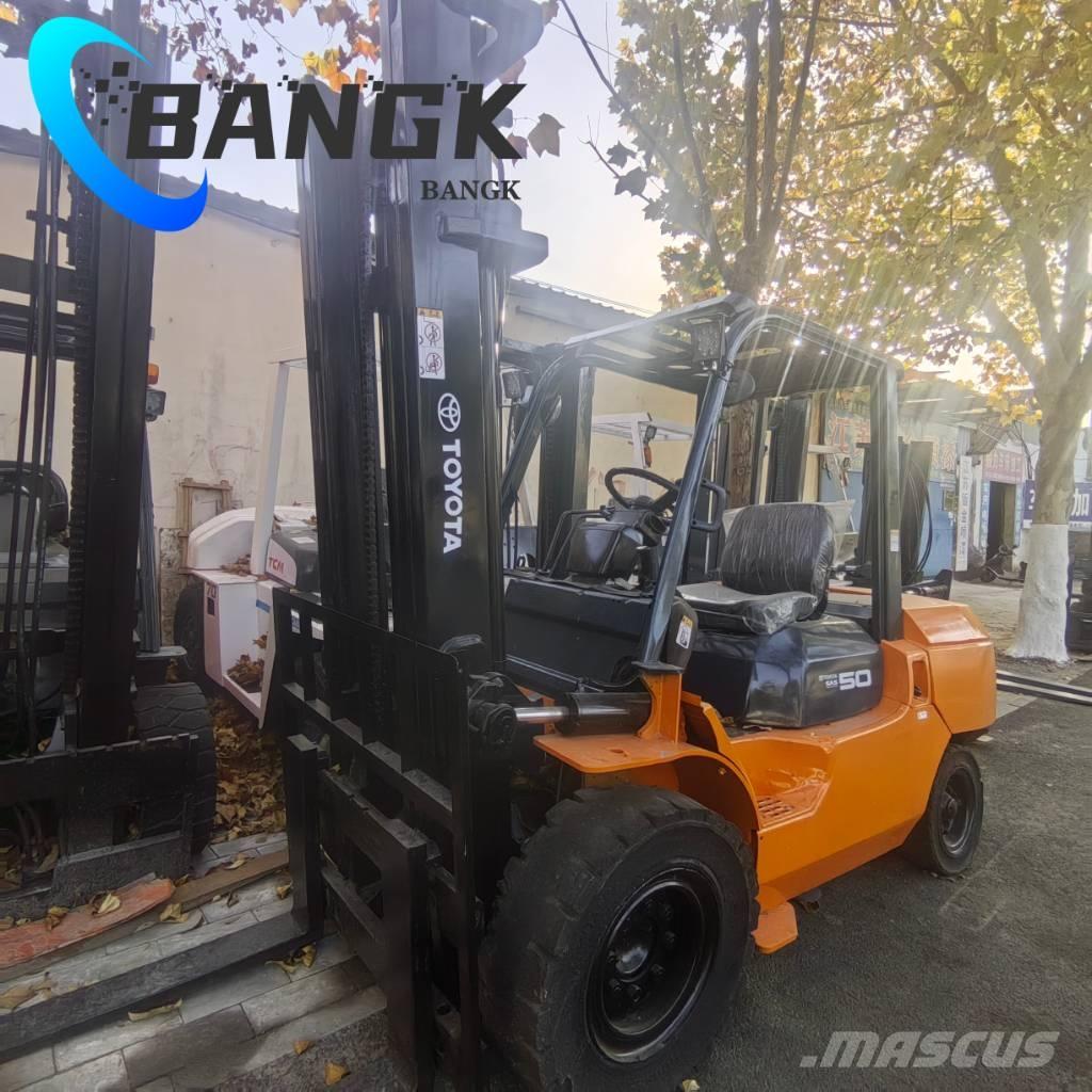 Toyota 7 F50 Chariots diesel