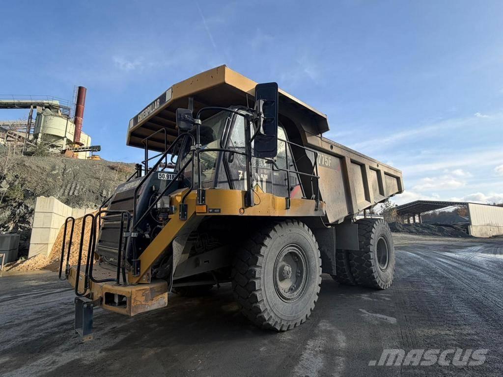 CAT 775 F Tombereau rigide