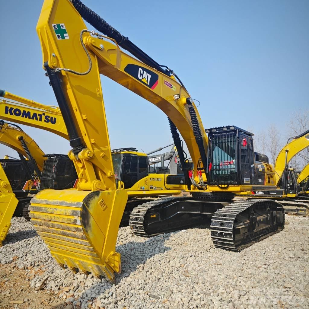 CAT CAT340d Pelle sur chenilles