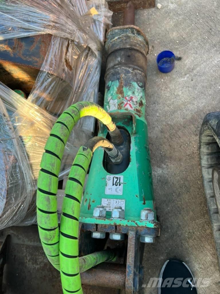 Montabert SC 8 Concasseur de Travaux Publics