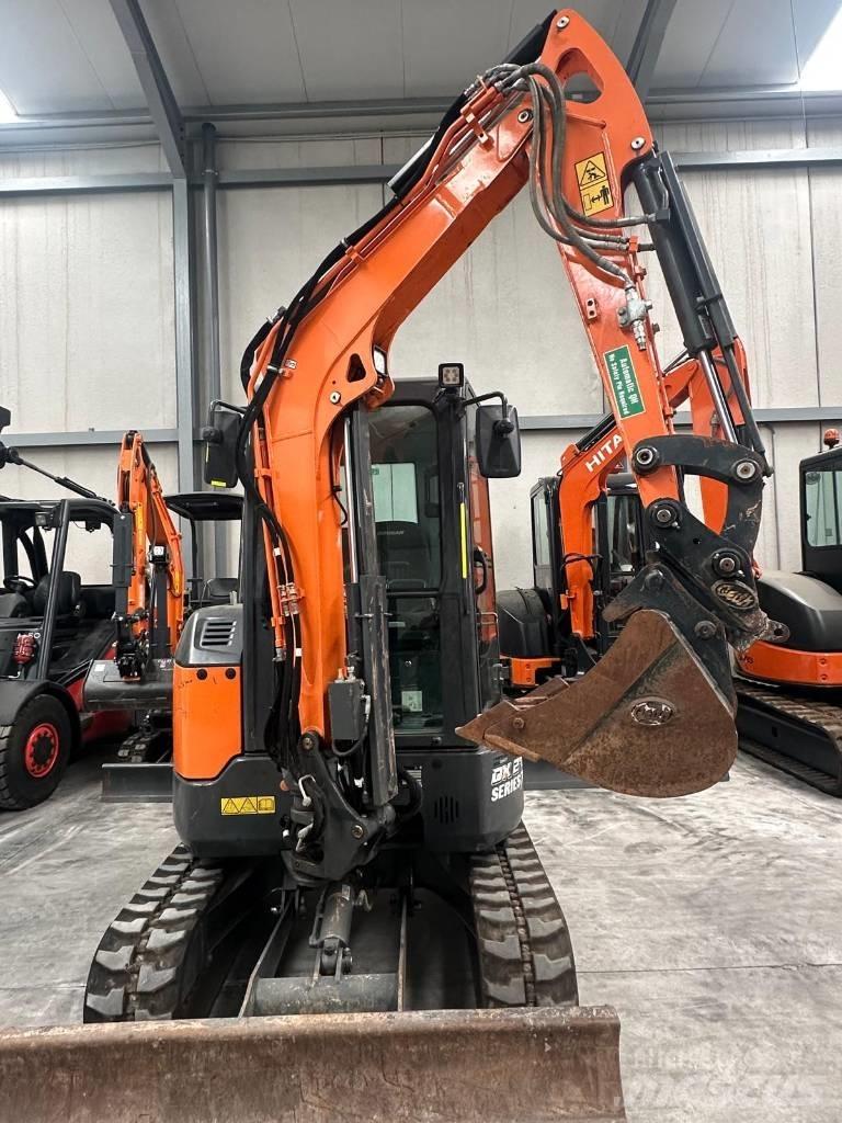 Doosan DX 27 Z Mini pelle < 7t