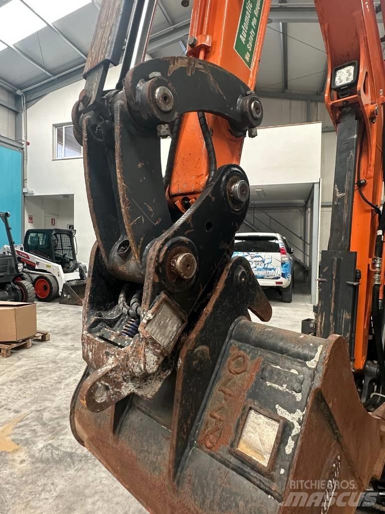 Doosan DX 27 Z Mini pelle < 7t