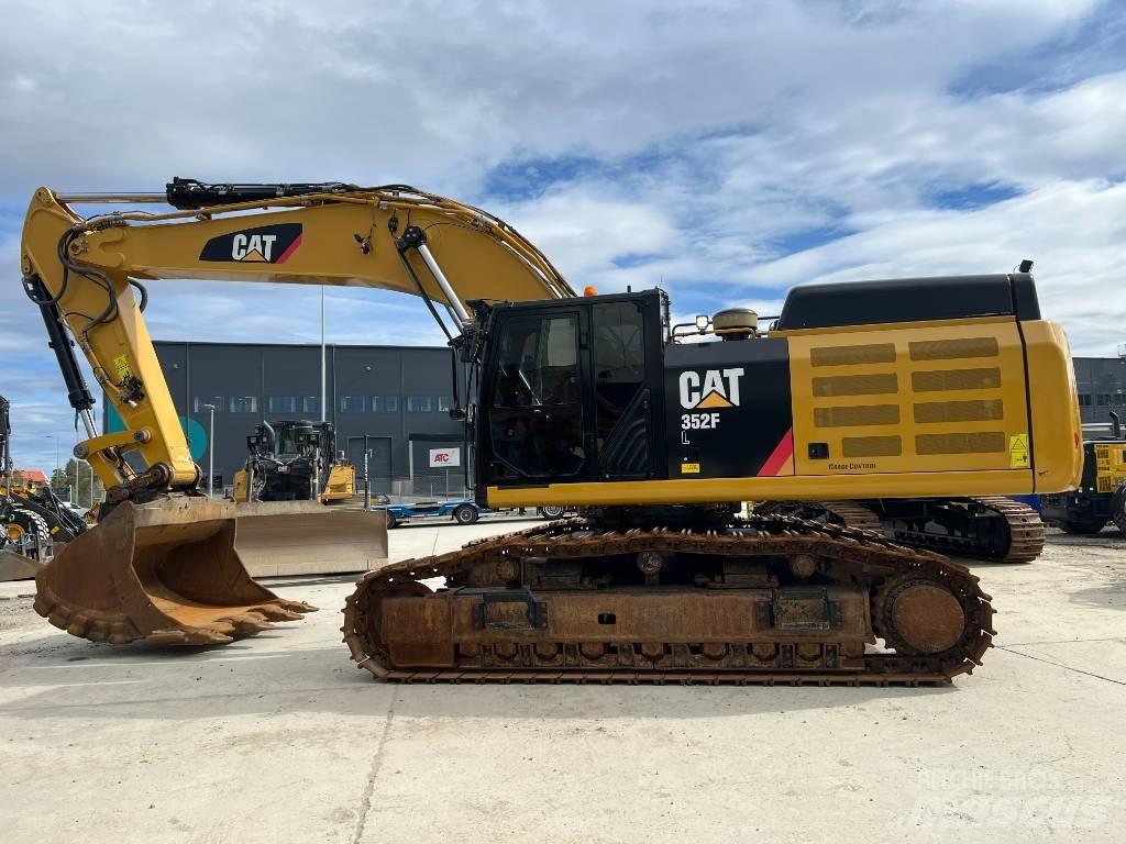 CAT 352F Pelle sur chenilles