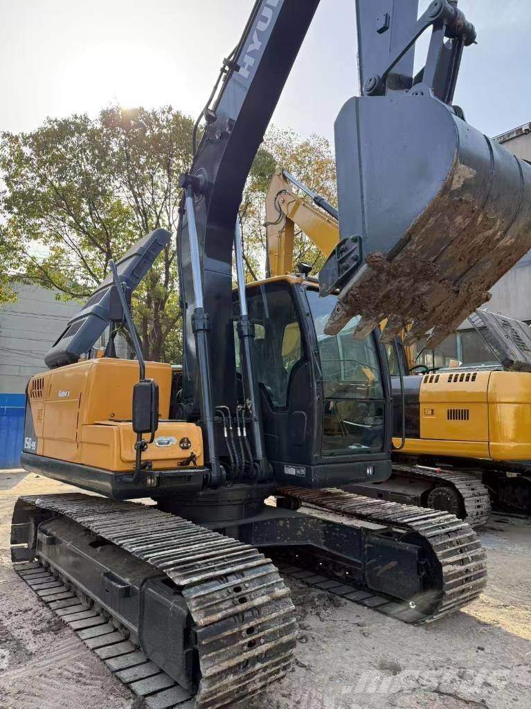 Hyundai R150LC-9S Pelle sur chenilles