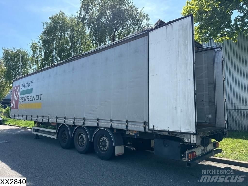 Fruehauf Tautliner Semi remorque à rideaux coulissants (PLSC)