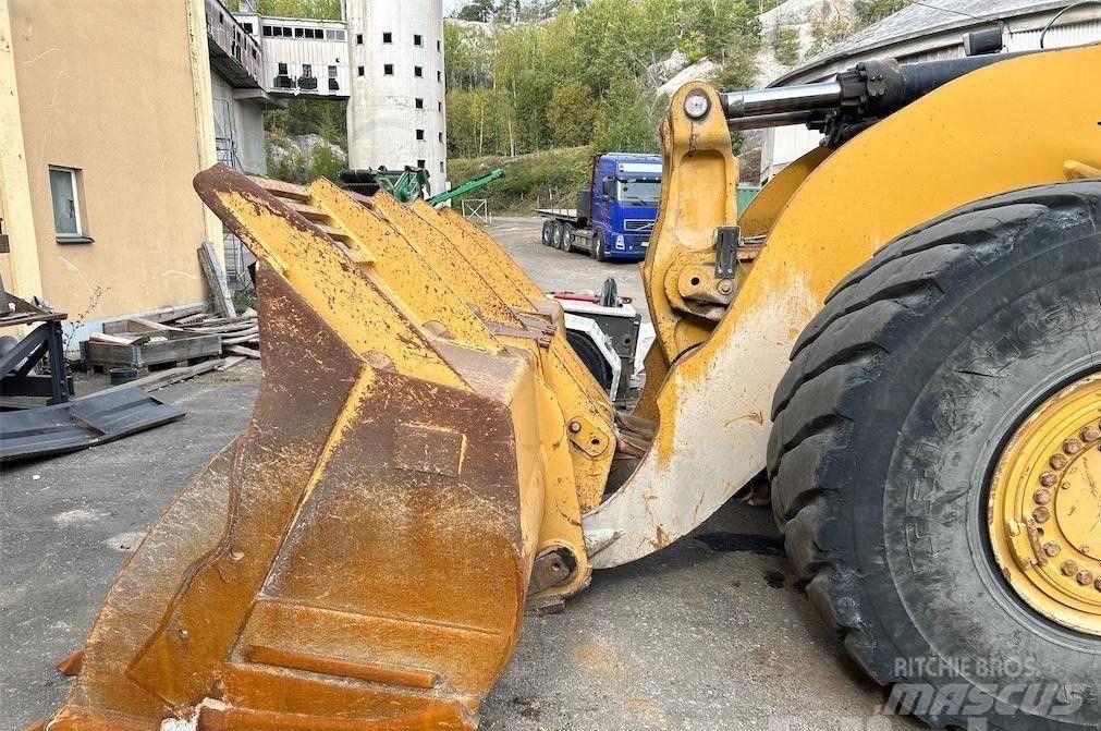 CAT 980 K Chargeuse sur pneus