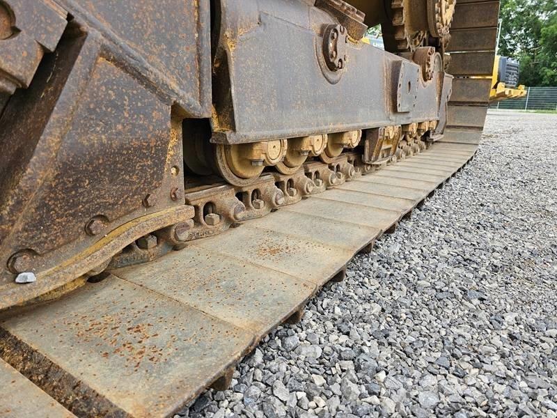 CAT D 4 H Bouteurs sur chenilles