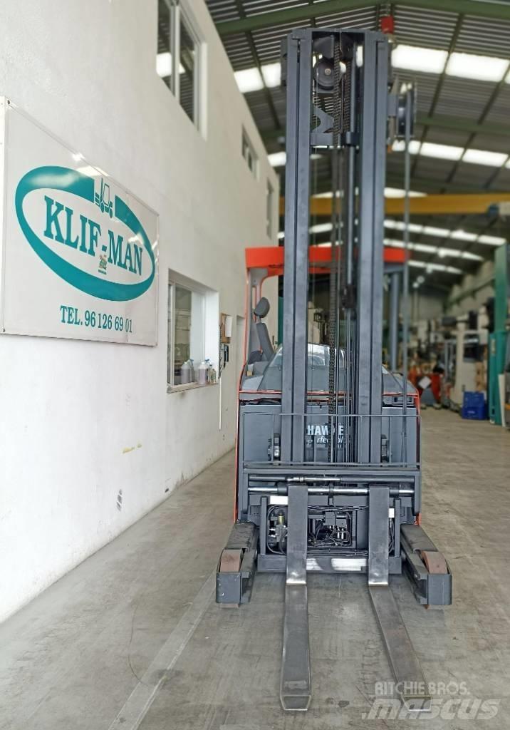 BT RR E 160 E Chariot à mât rétractable