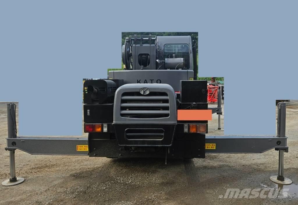 Kato KRM-13H-2 Grues tout terrain