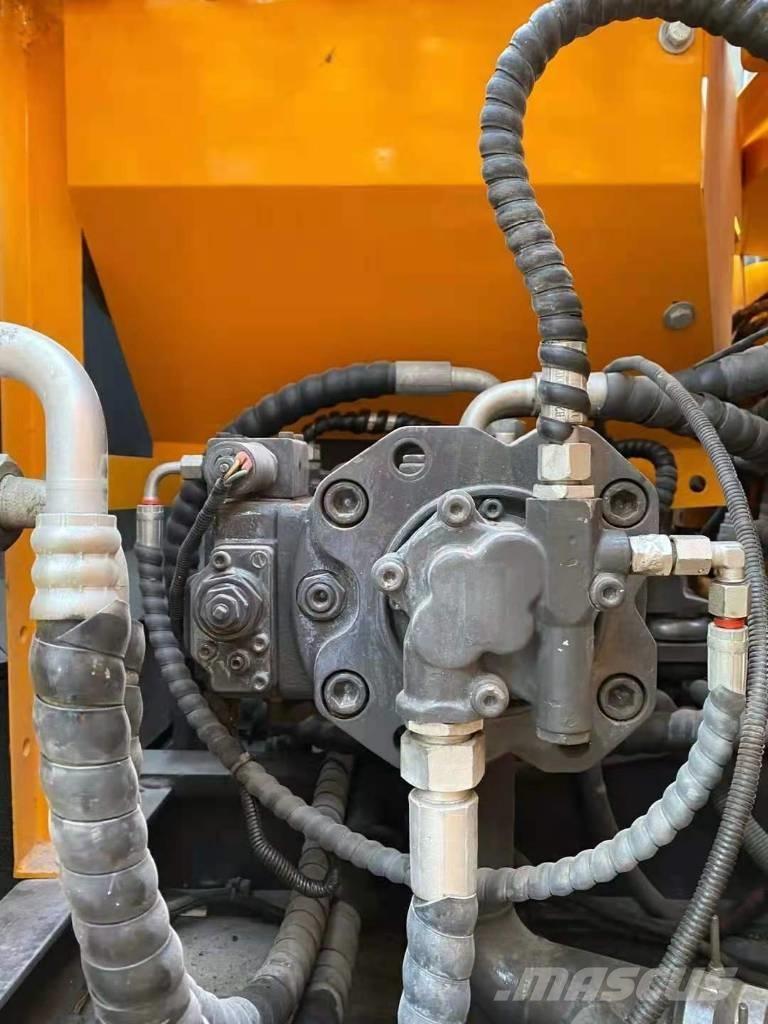 Sany SY 135 C Pelle sur chenilles