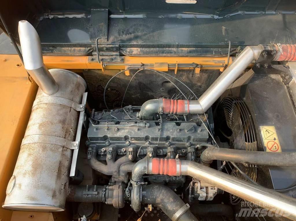 Hyundai 305LC-9T Pelle sur chenilles