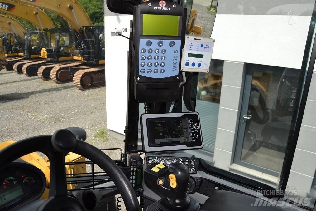 CAT 938 M Chargeuse sur pneus