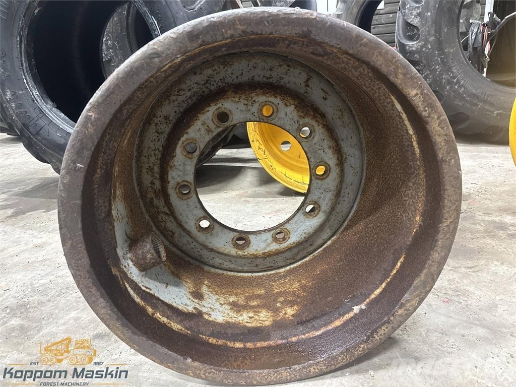 Valmet 860 24x26,5 Pneus, roues et jantes